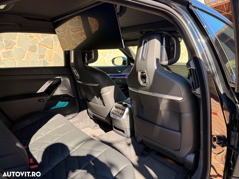 BMW Seria 7 - 11