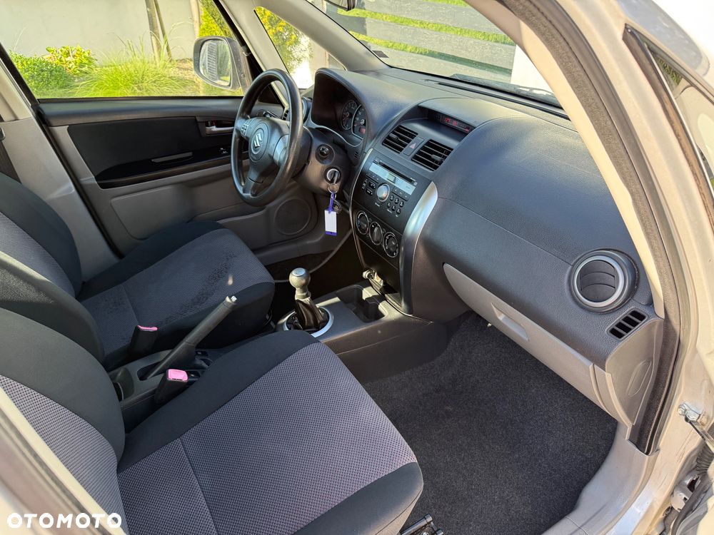 Suzuki SX4 1.6 VVT 4x2 Comfort - 28