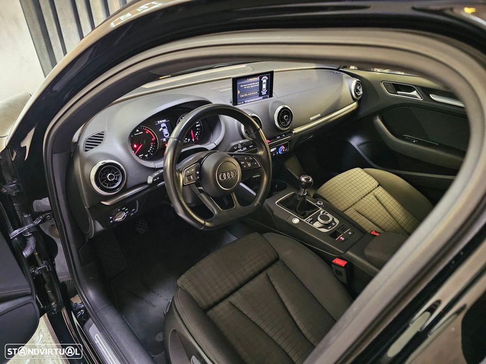 Audi A3 Limousine 2.0 TDI S line Sport Pack - 9