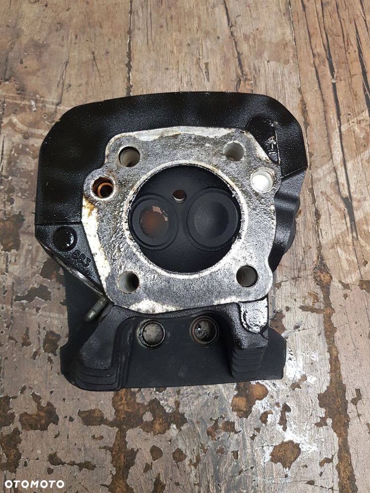 Głowica przód zawory Harley Davidson Sportster XL883 - 8