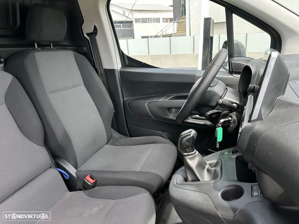 Citroën berlingo 1.5 hdi 3 lugares - 38