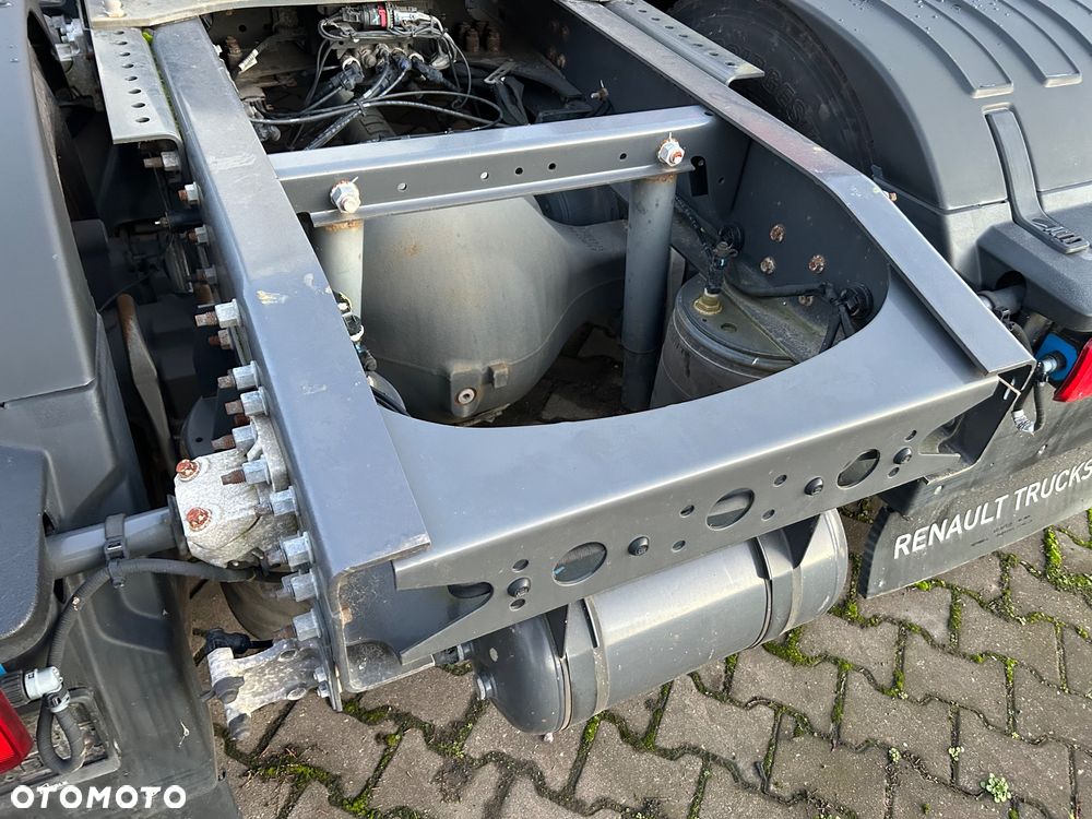 Renault HIGH GAMA T440 13l Volvo 2019 FULL SERWIS VIN: LD ! 13l STANDARD STANDARD / KLIMA POSTOJOWA / FULL OPCJA /  T520 T480 / TOP STAN GAMA T - 16