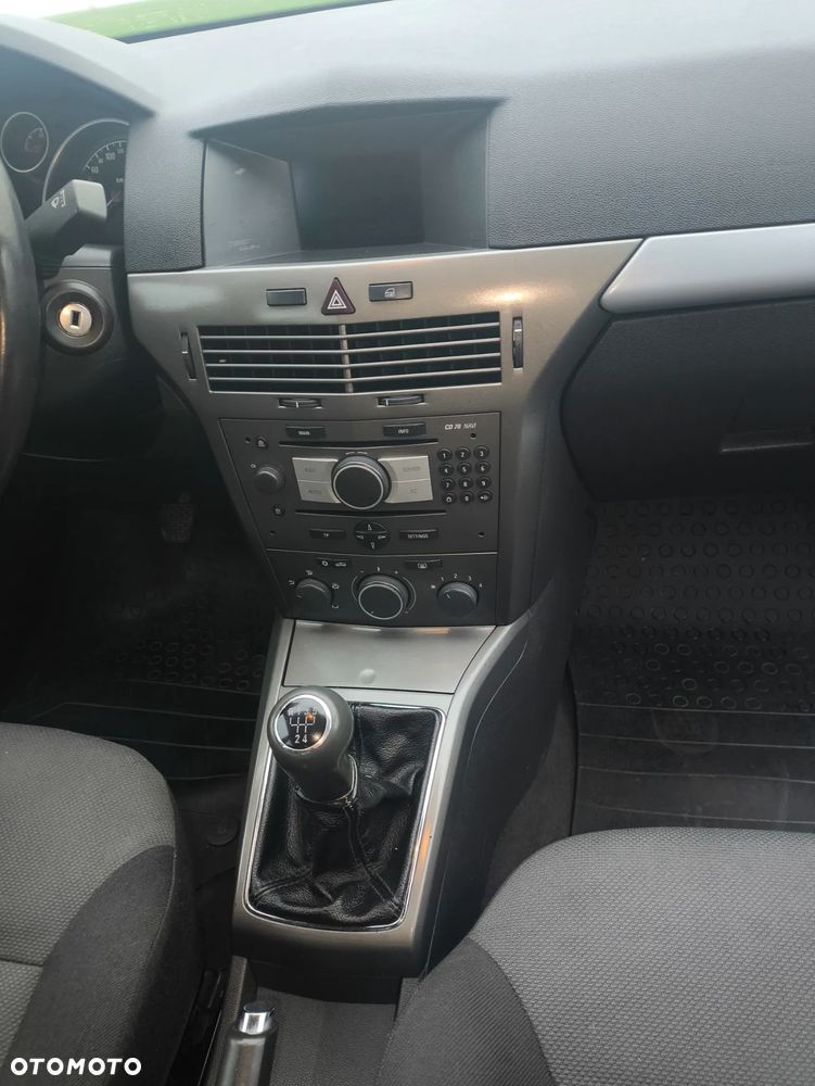 Opel Astra - 14