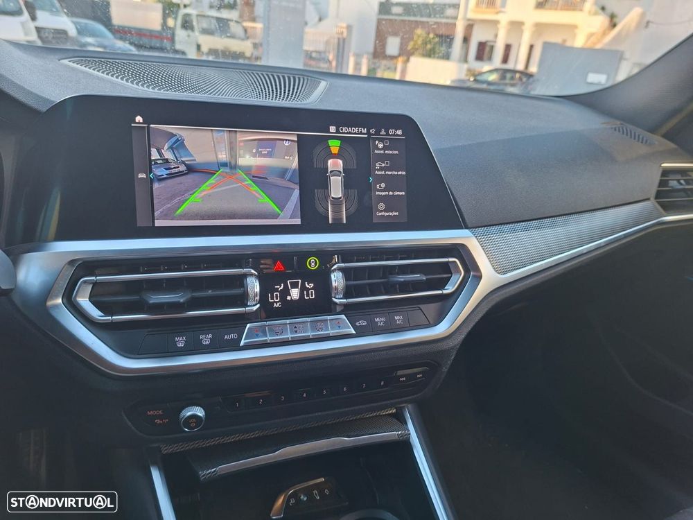 BMW 330 - 14