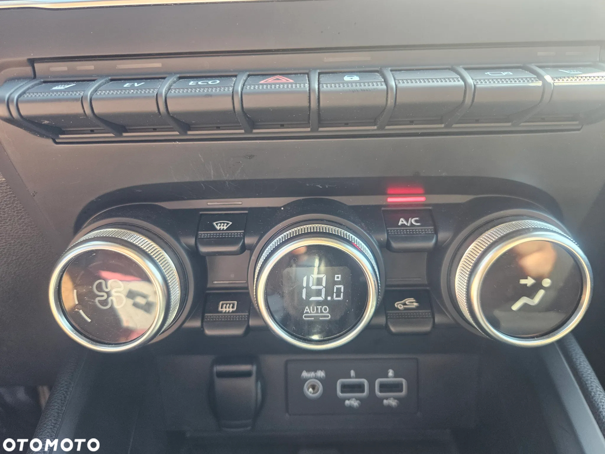 Renault Clio 1.6 E-TECH Intens - 16