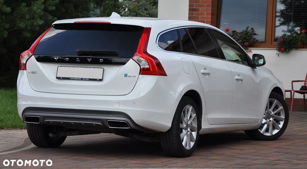 Volvo V60 D4 Geartronic - 14