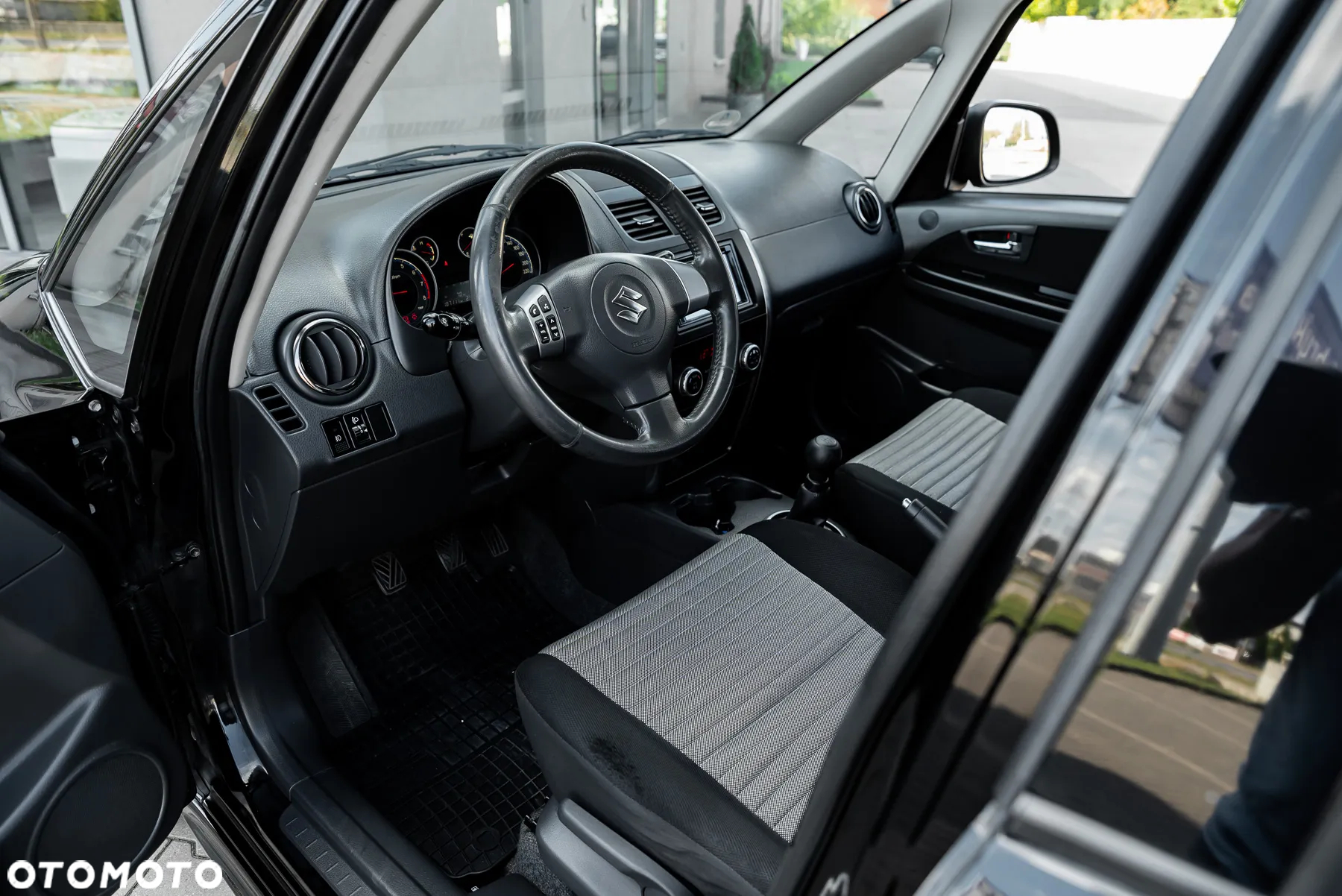 Suzuki SX4 1.6 Premium - 5