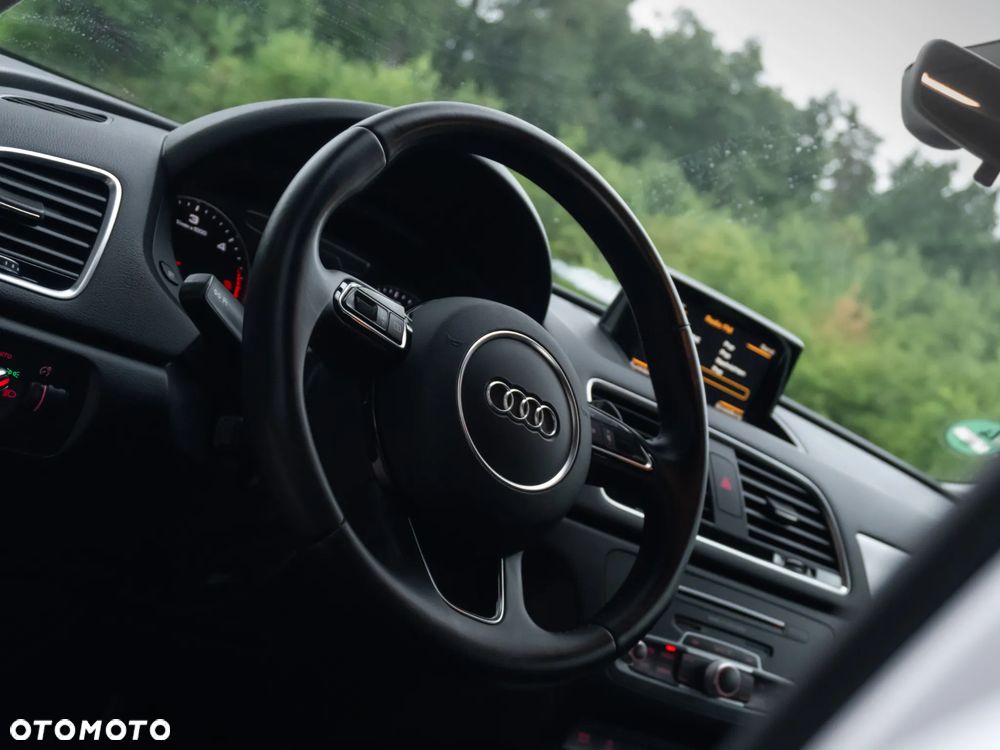 Audi Q3 2.0 TDI Sport - 8