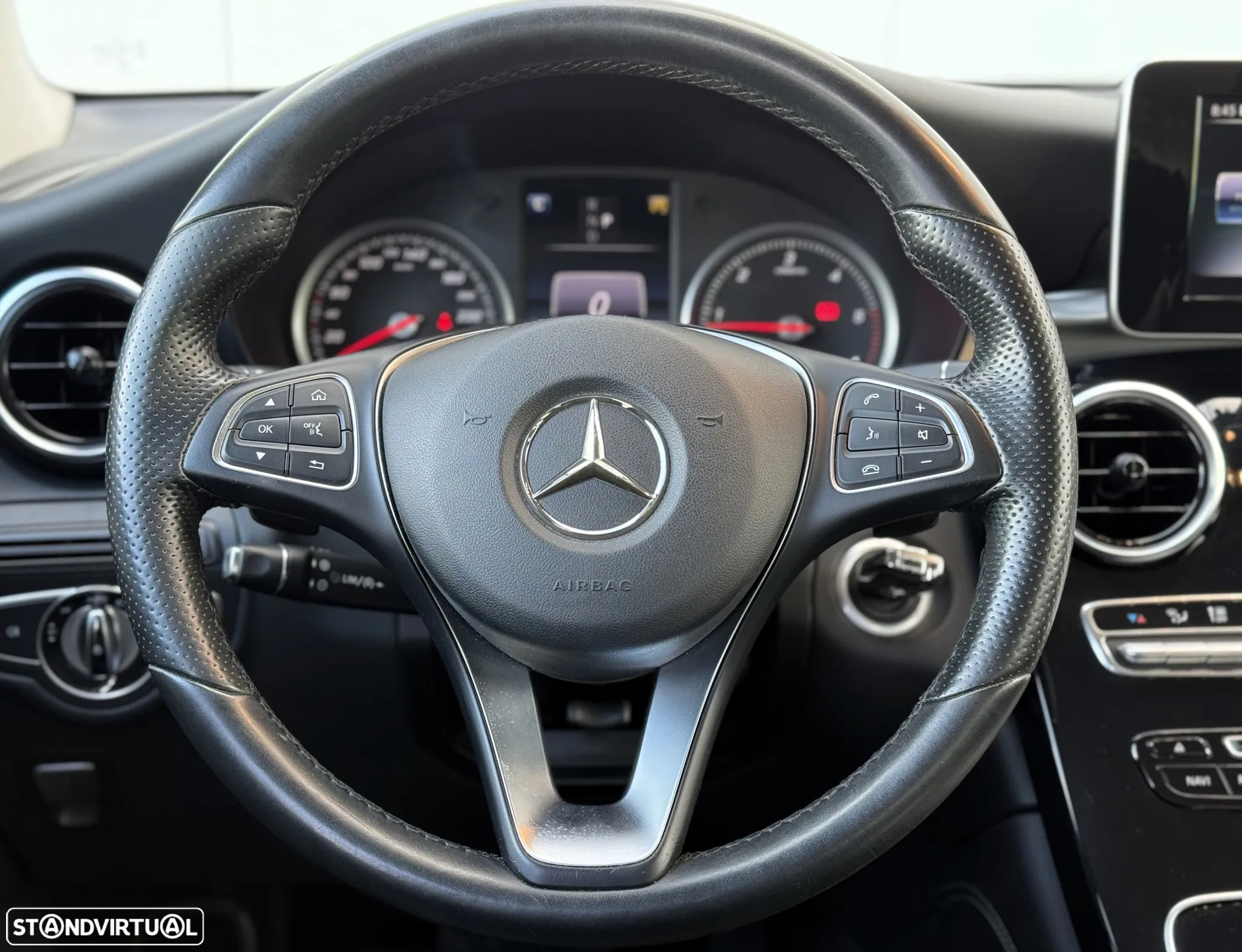 Mercedes-Benz GLC 250 d 4-Matic - 39