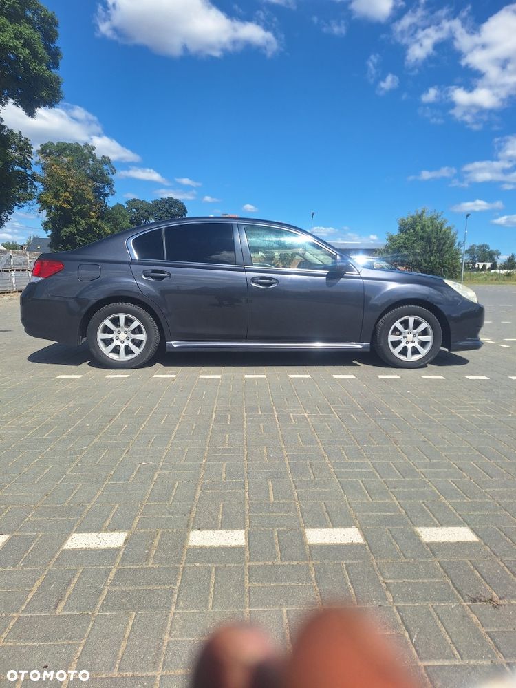 Subaru Legacy - 6