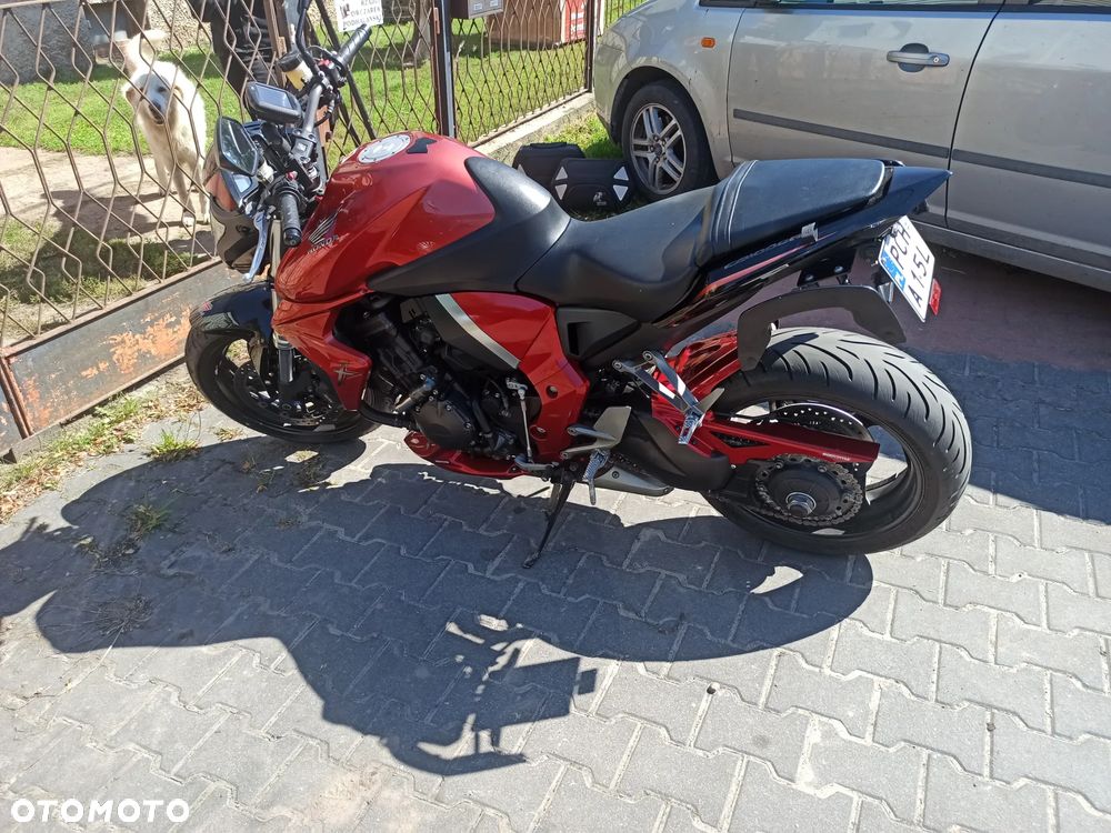 Honda CB - 8