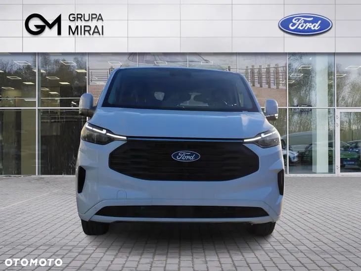Ford TRANSIT CUSTOM - 8