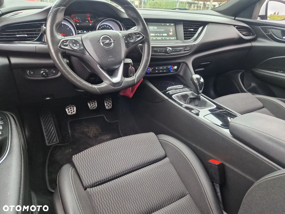 Opel Insignia 2.0 Business Edition - 17