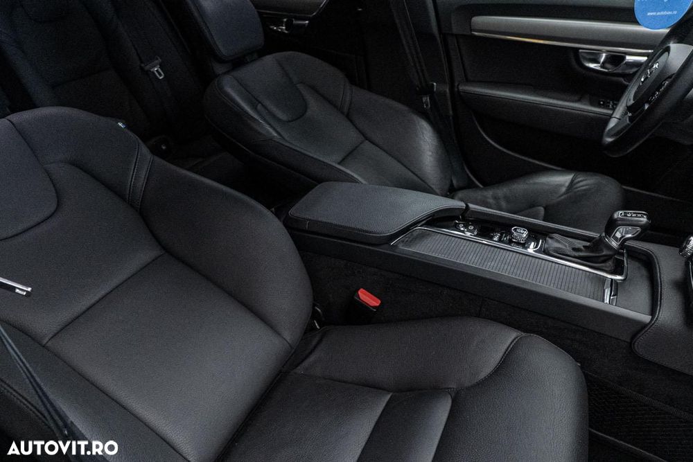 Volvo S90 D4 Geartronic Momentum Pro - 39