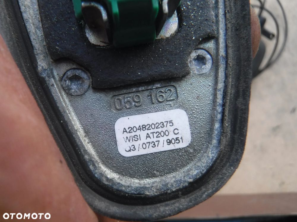 Mercedes C Klasa W204 antena navi gps rekin A2048202375 - 2