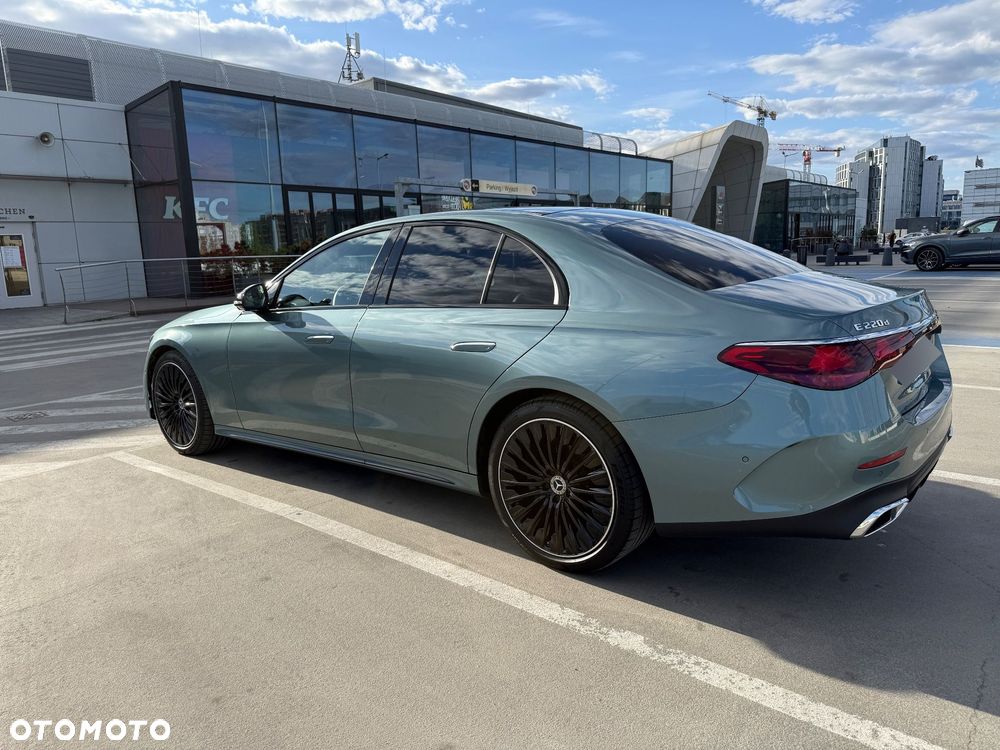 Mercedes-Benz Klasa E 220 d mHEV 4-Matic AMG 9G-Tronic - 9