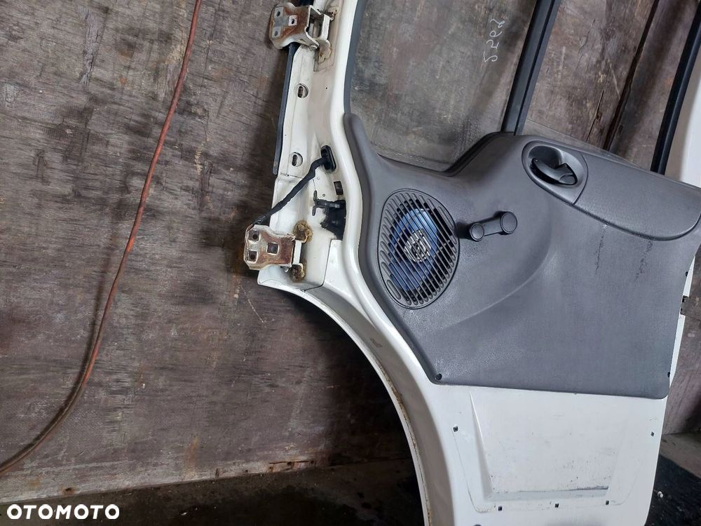 DRZWI KOMPLETNE PRAWY PRZÓD FORD TRANSIT V - 2