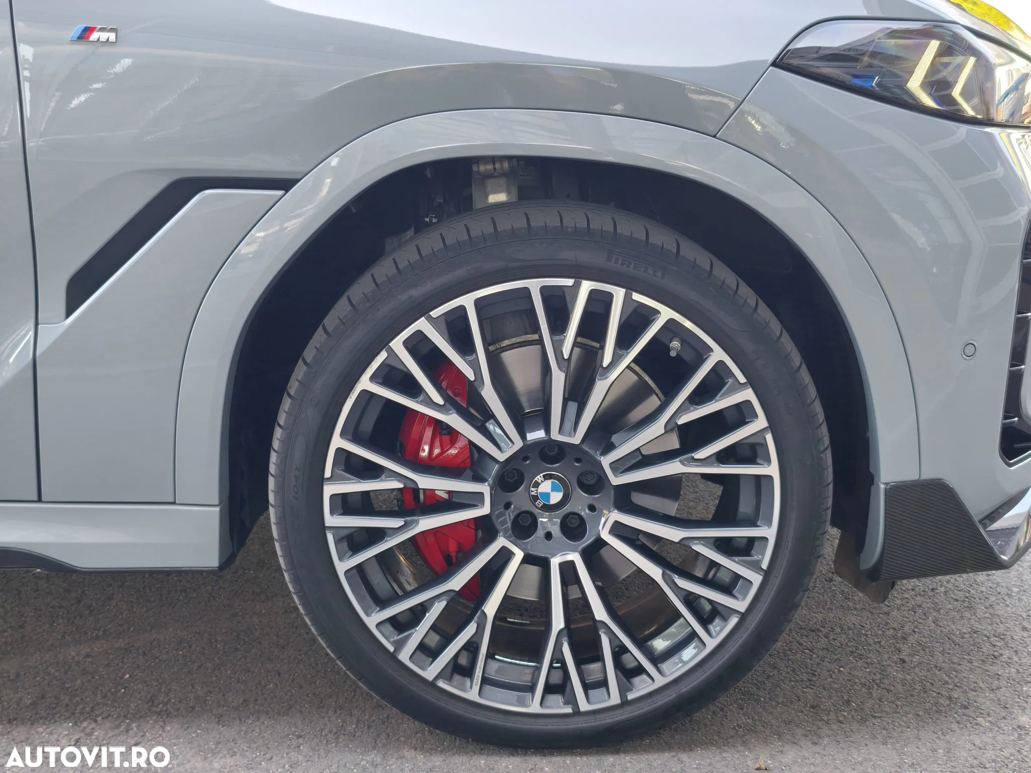 BMW X6 xDrive40i AT MHEV - 32