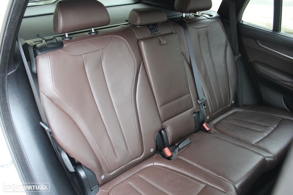 BMW X5 25 d xDrive Pack M - 26