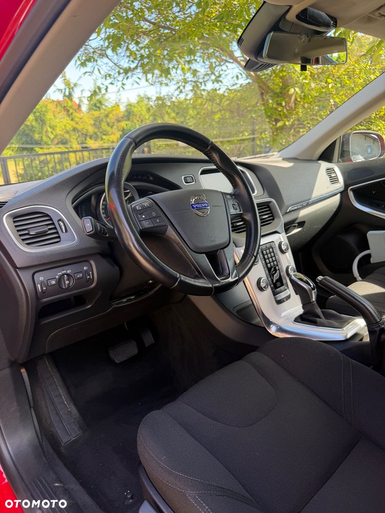 Volvo V40 Cross Country T4 AWD Ocean Race - 10