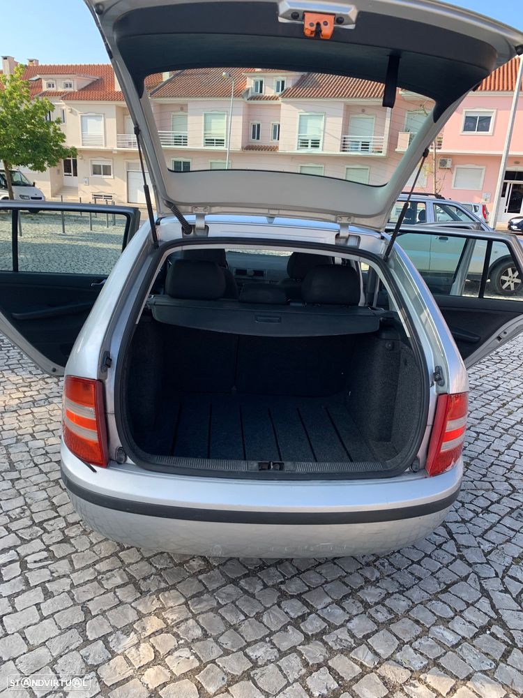 Skoda Fabia Break 1.2 Sport - 12