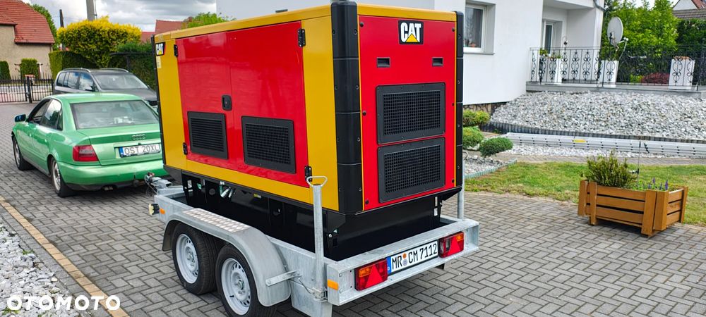 Caterpillar DE88E3 - 15