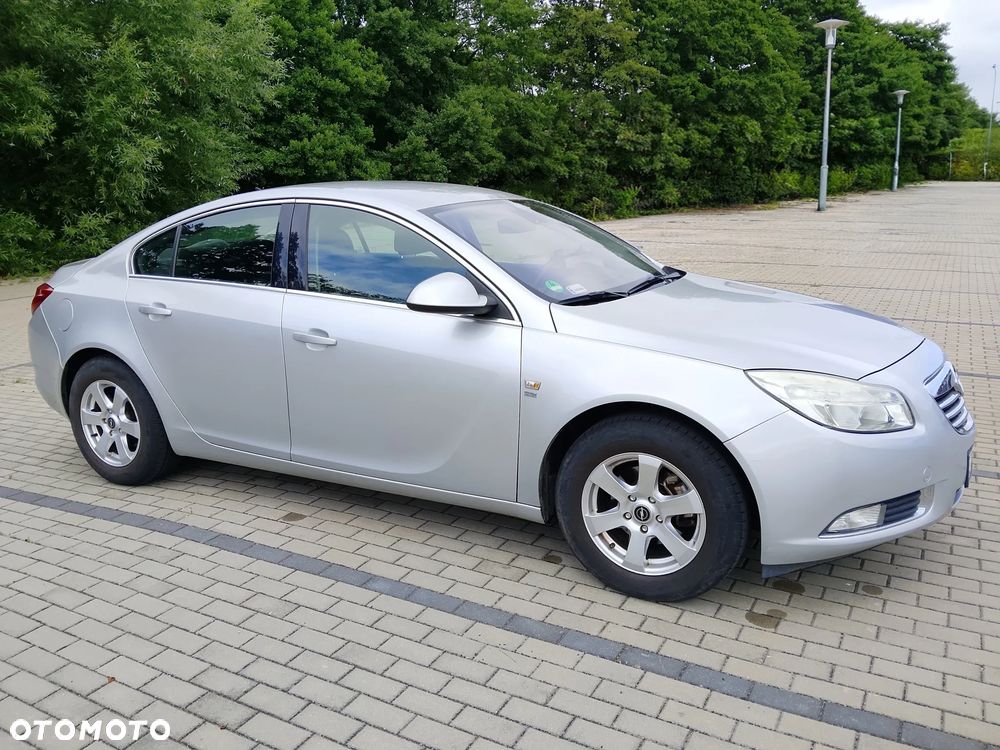 Opel Insignia 1.8 - 8