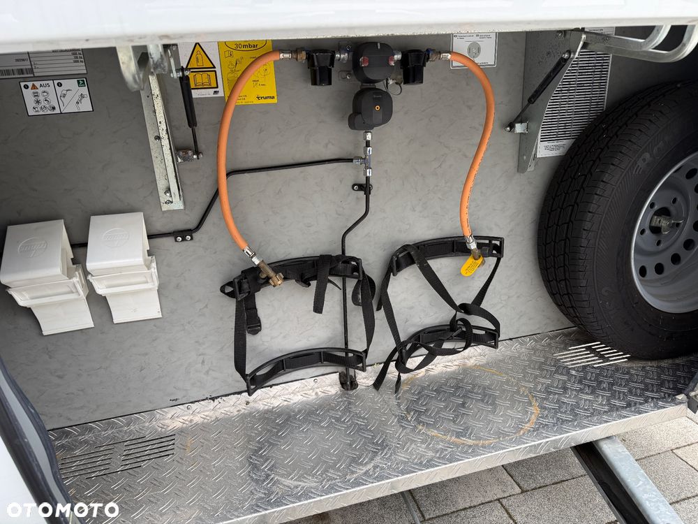 Dethleffs Camper 500 QSK Nomad Aero - 17