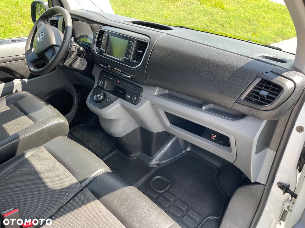 Opel Vivaro - 17
