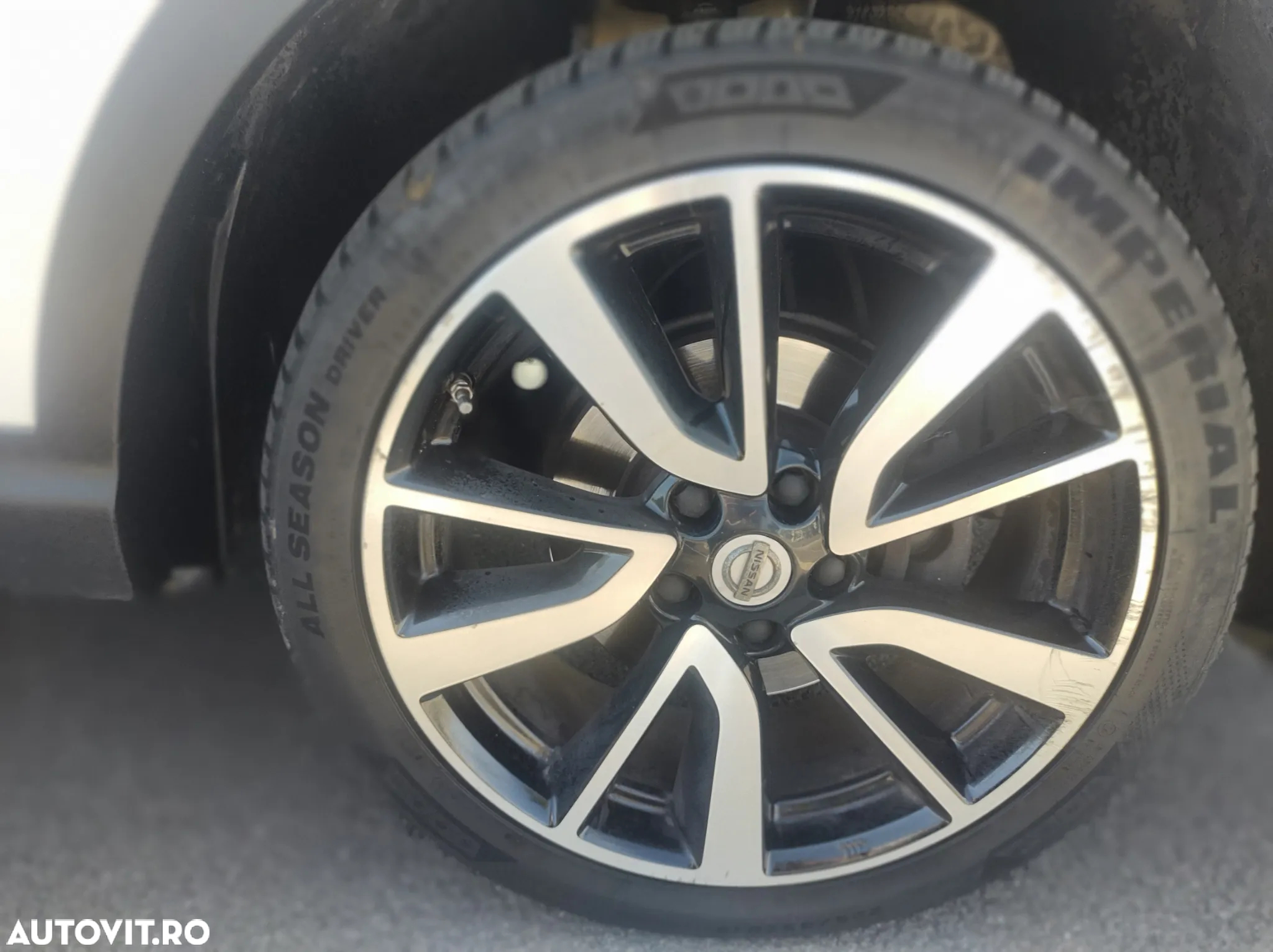 Nissan Qashqai 1.6 DCI ALL-MODE 4x4i TEKNA - 14