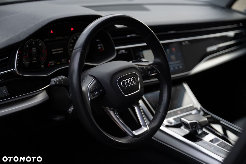 Audi Q7 - 12