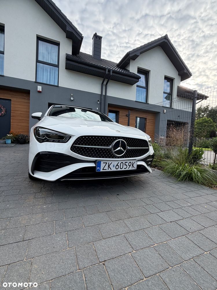 Mercedes-Benz CLA 200 AMG Line 7G-DCT - 7