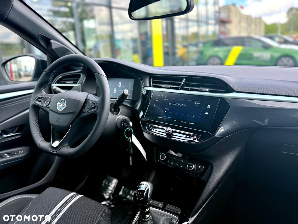 Opel Corsa 1.2 T Yes S&S - 11