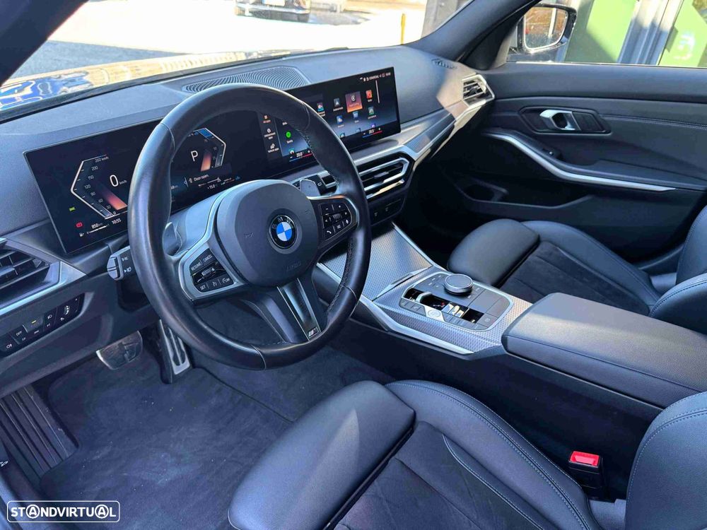 BMW 320 d Touring Pack Desportivo M Auto - 8