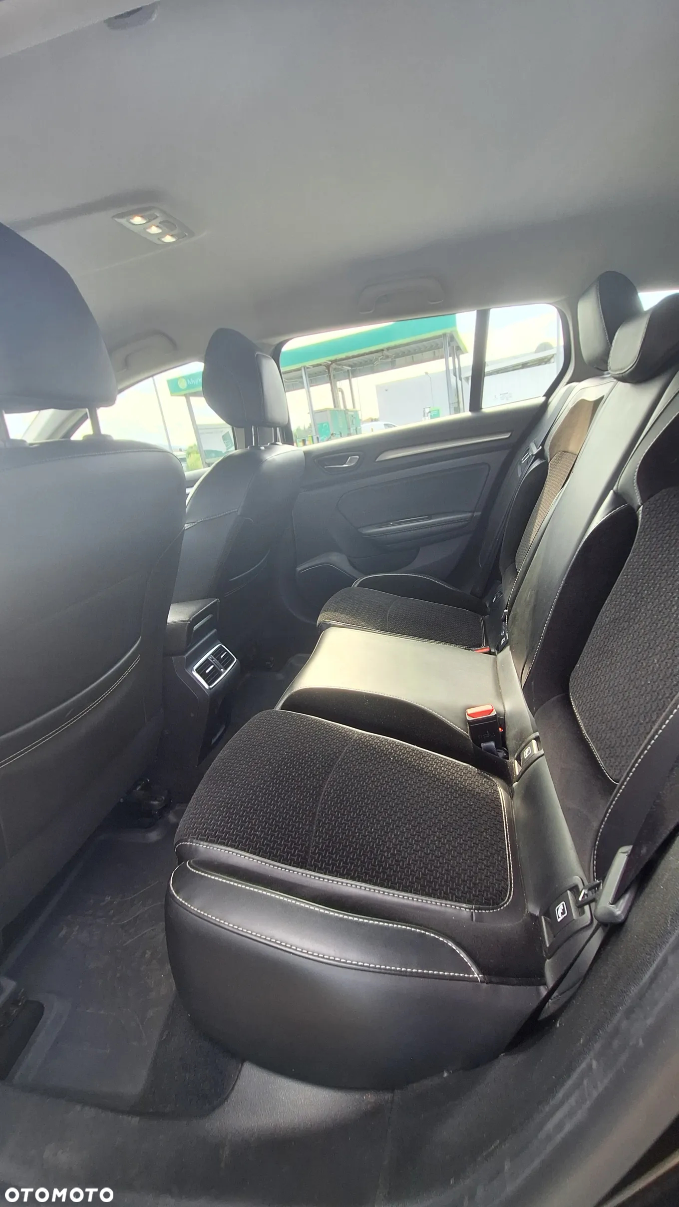 Renault Megane 1.2 Energy TCe Intens - 13