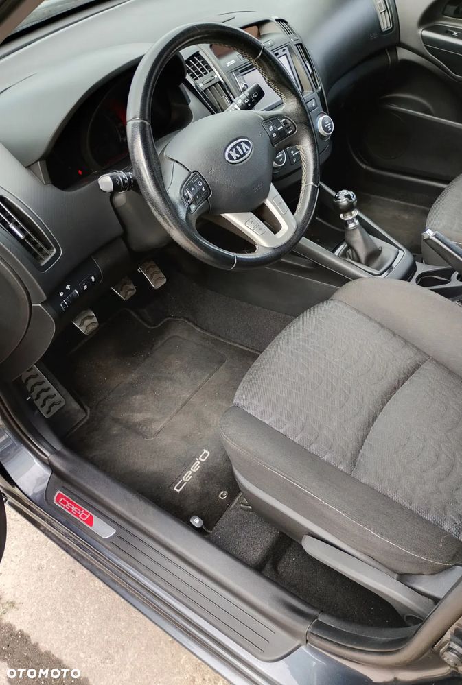 Kia Ceed 1.6 CRDi XL - 7