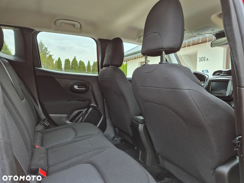 Jeep Renegade - 13