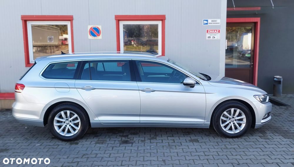 Volkswagen Passat - 8