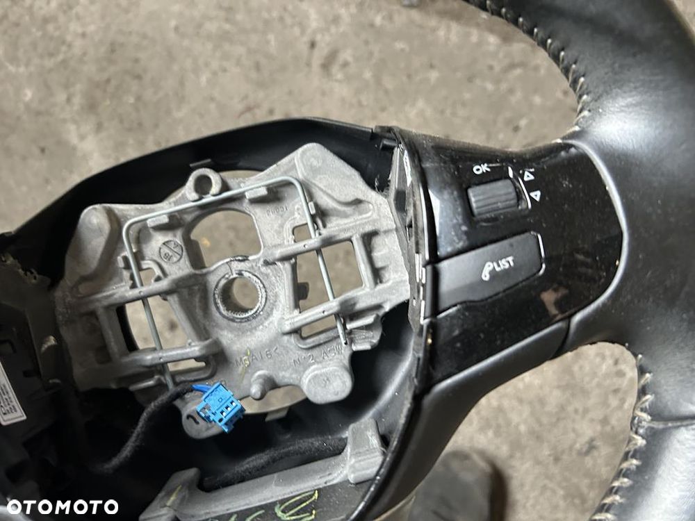 kierownica skórzana Ładna skóra multifunkcja Peugeot 308 II T9 - 11