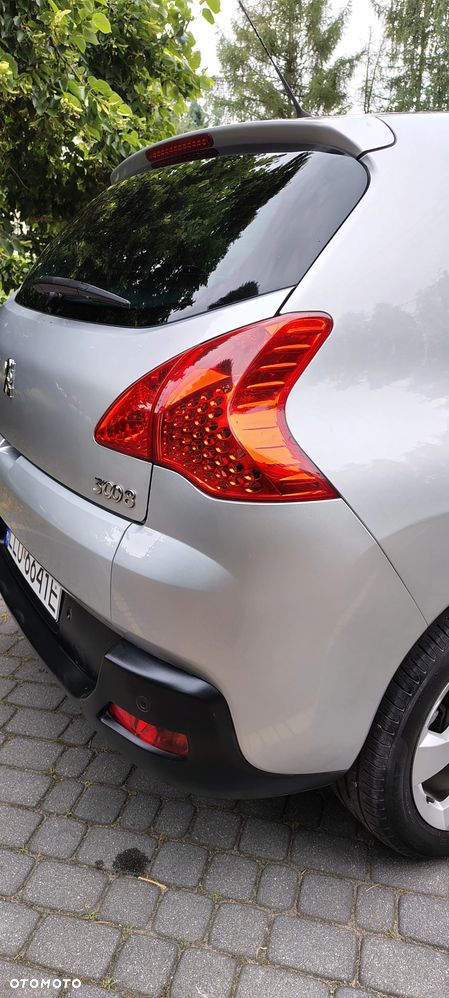 Peugeot 3008 1.6 Premium - 11