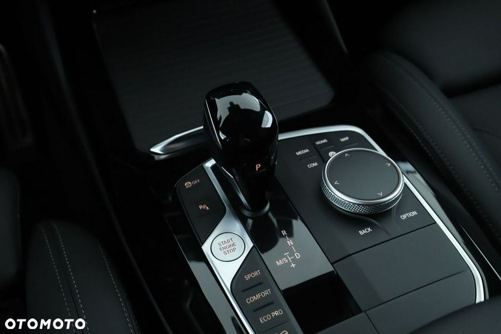 BMW X3 xDrive20i M Sport - 29