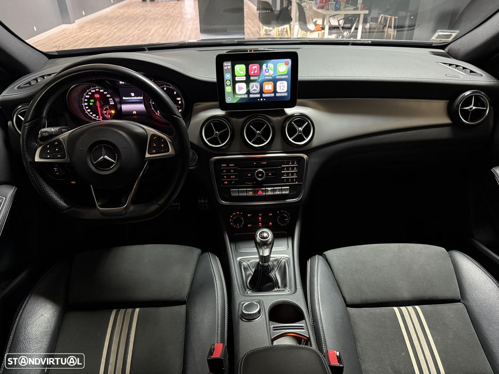 Mercedes-Benz A 180 d AMG Line - 15