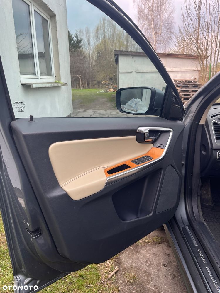 Volvo XC 60 T5 Drive-E Momentum - 13