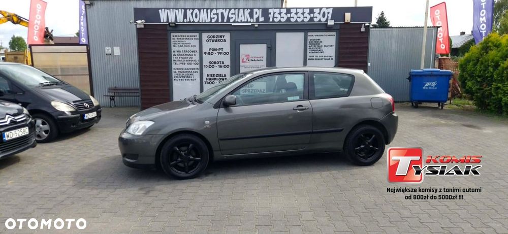 Toyota Corolla - 1