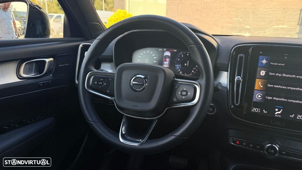 Volvo XC 40 1.5 T2 Plus Dark Auto - 16