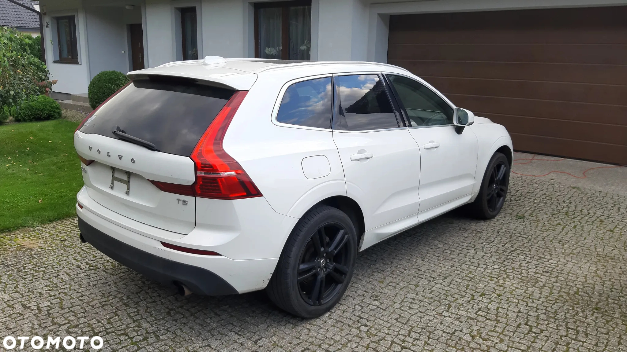 Volvo XC 60 T5 Momentum - 4