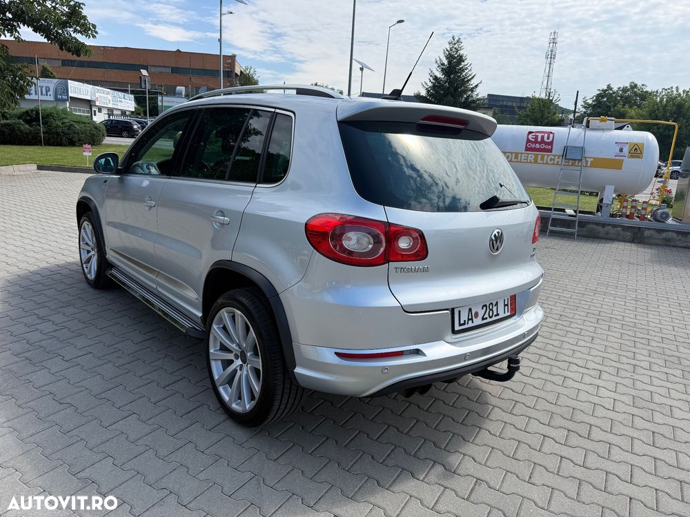 Volkswagen Tiguan - 22