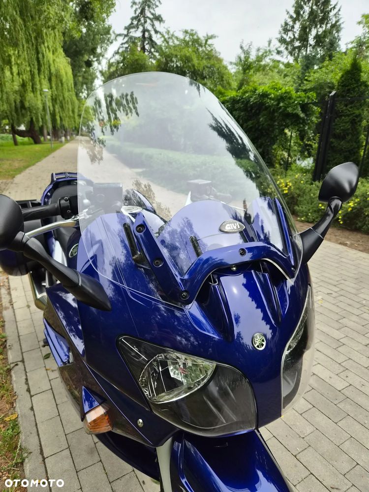 Yamaha FJR - 9