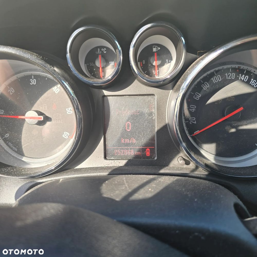 Opel Astra 1.7 CDTI DPF (119g) Innovation - 11