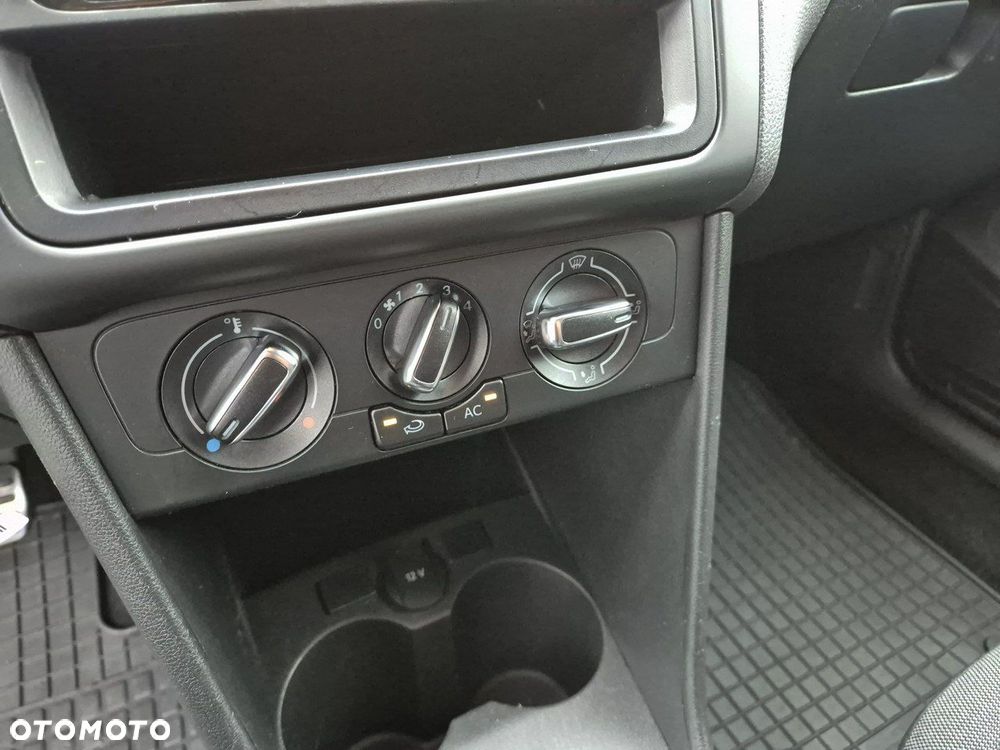 Volkswagen Polo 1.4 Comfortline - 18